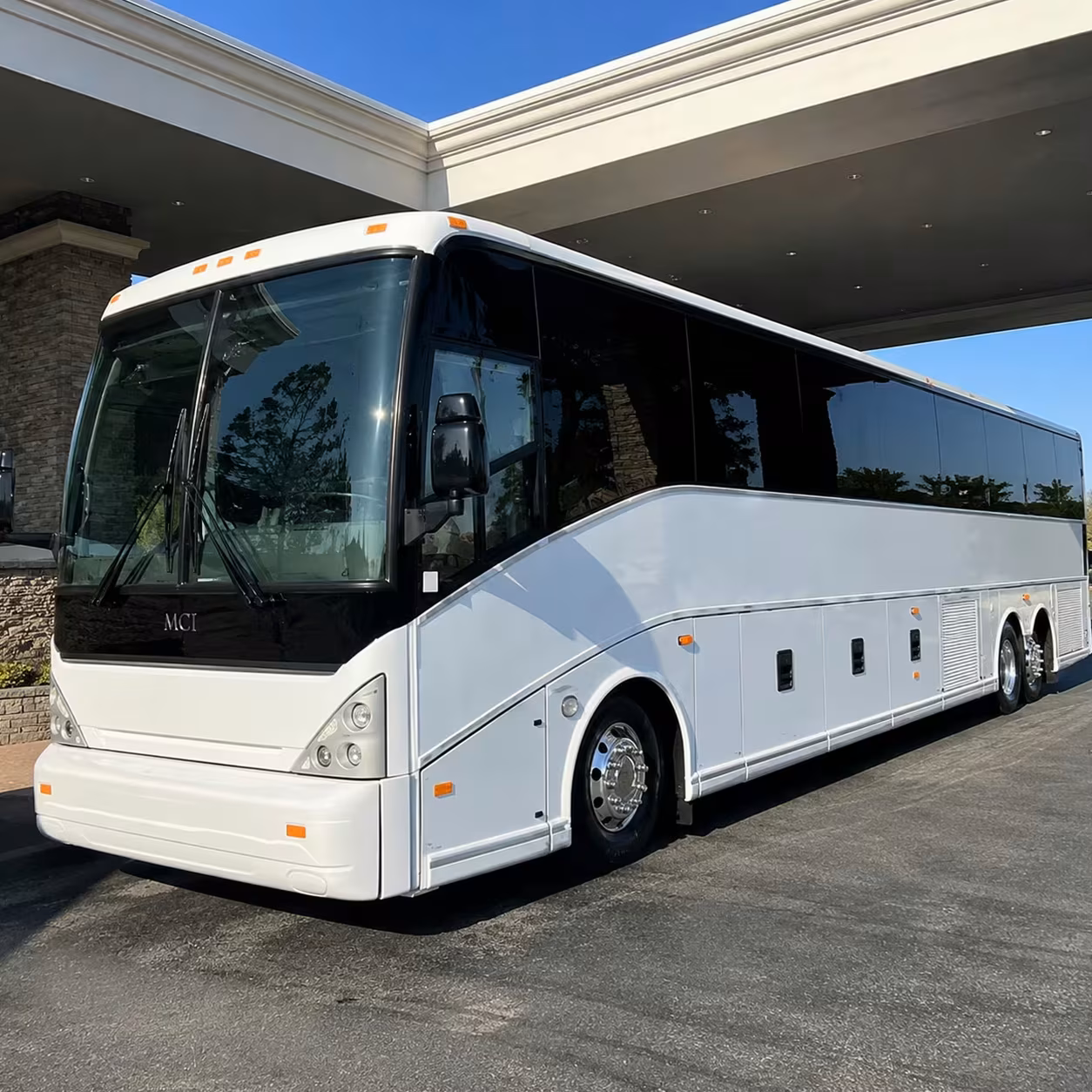 airport transportation in detroit and all the surrounding areas