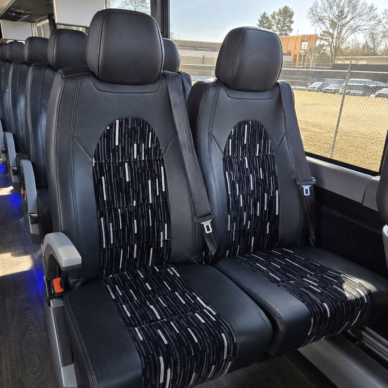 detroit charter bus rentals for dtw airport and long distance trips