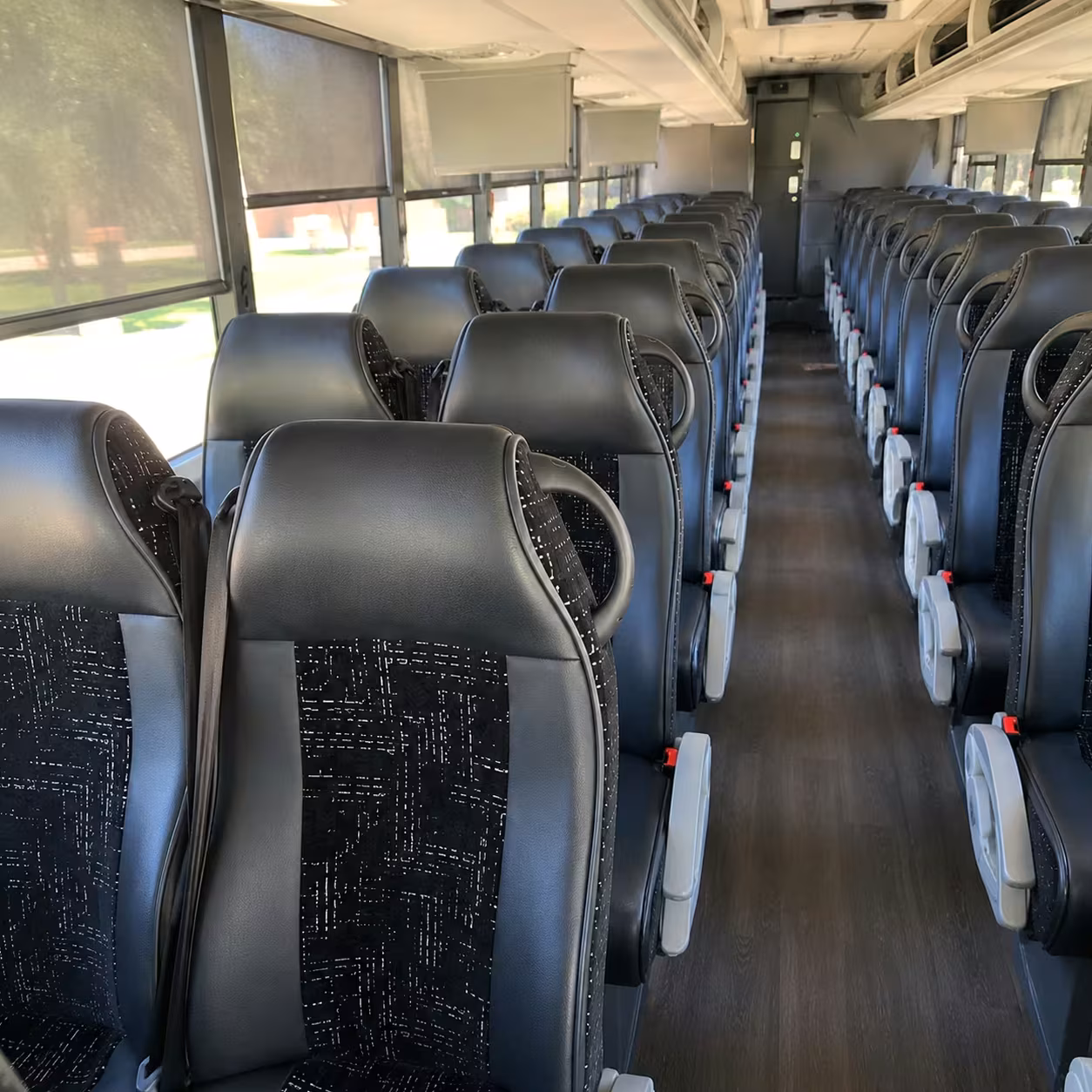 detroit charter bus rentals for popular wedding venues