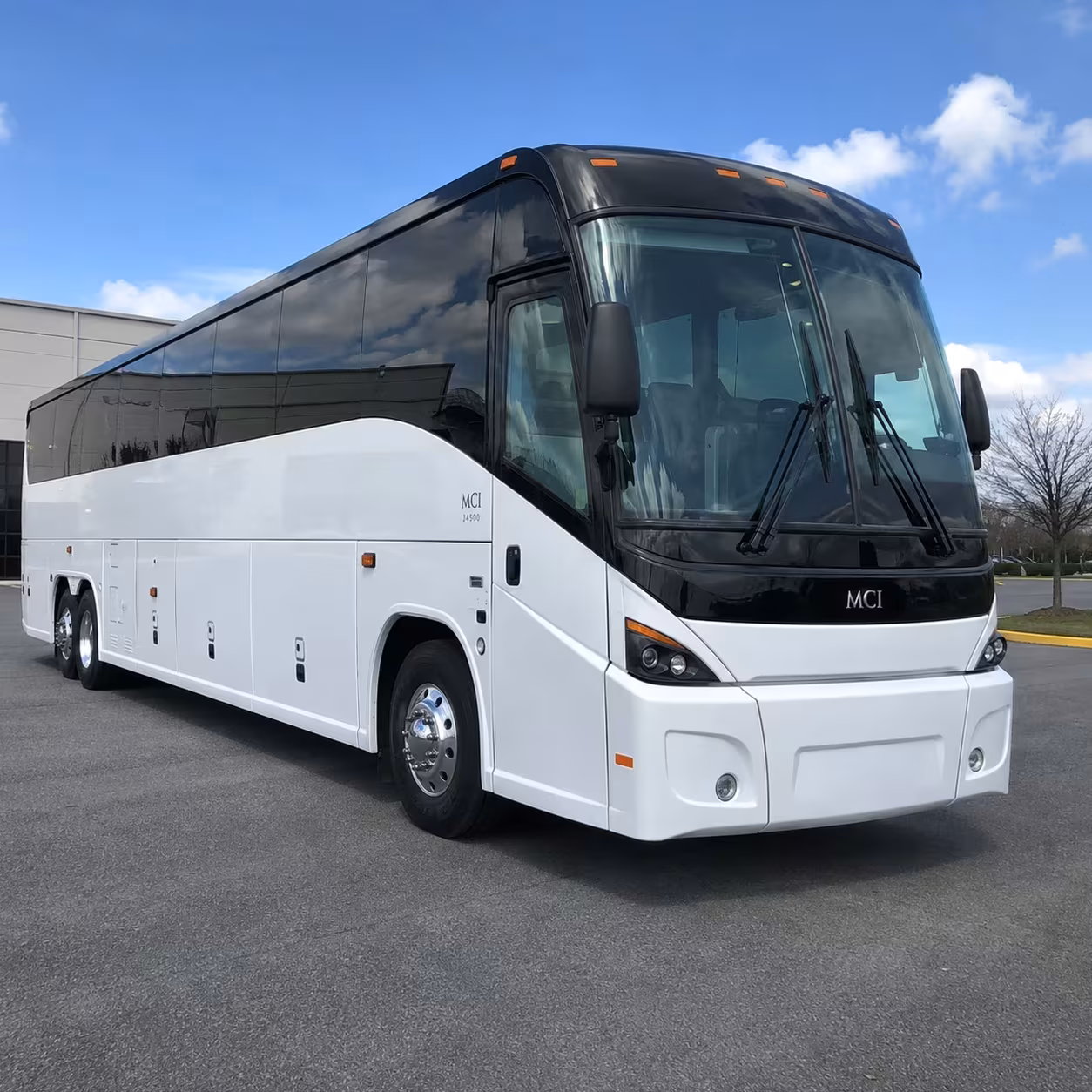detroit commuter bus rentals along i 75 i 94 and i 696