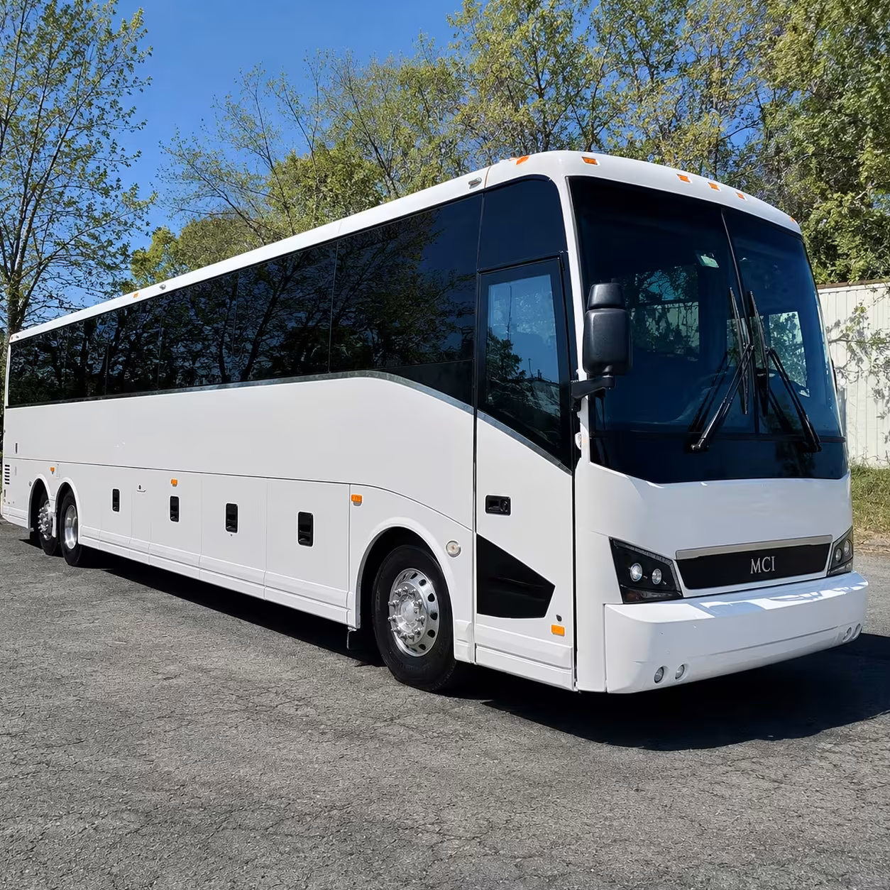 detroit employee shuttle buses for downtown and suburban offices